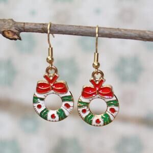 New Christmas Wreath Drop Fashion Earrings on Gold  E13